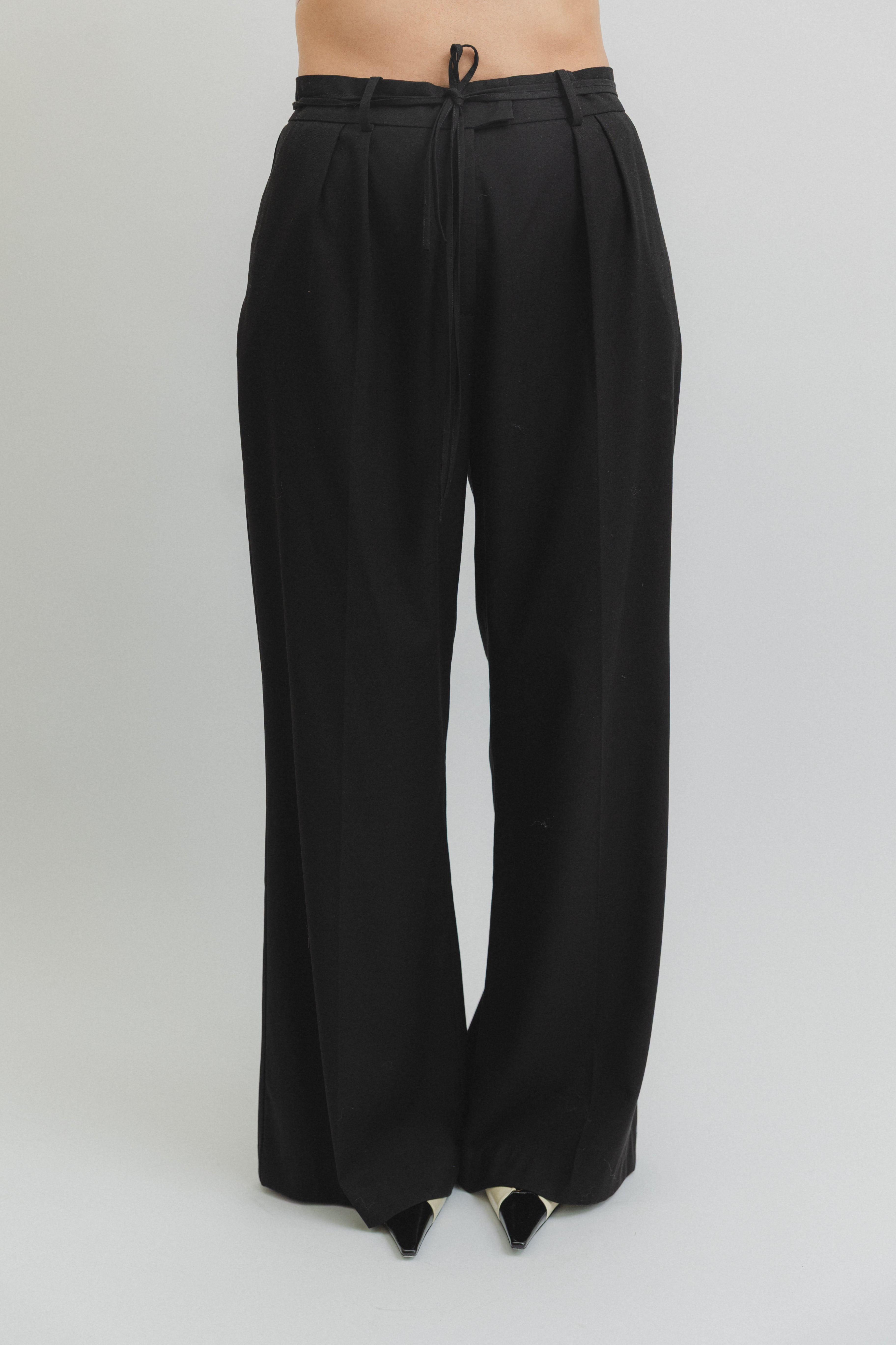 Sara lace pants black