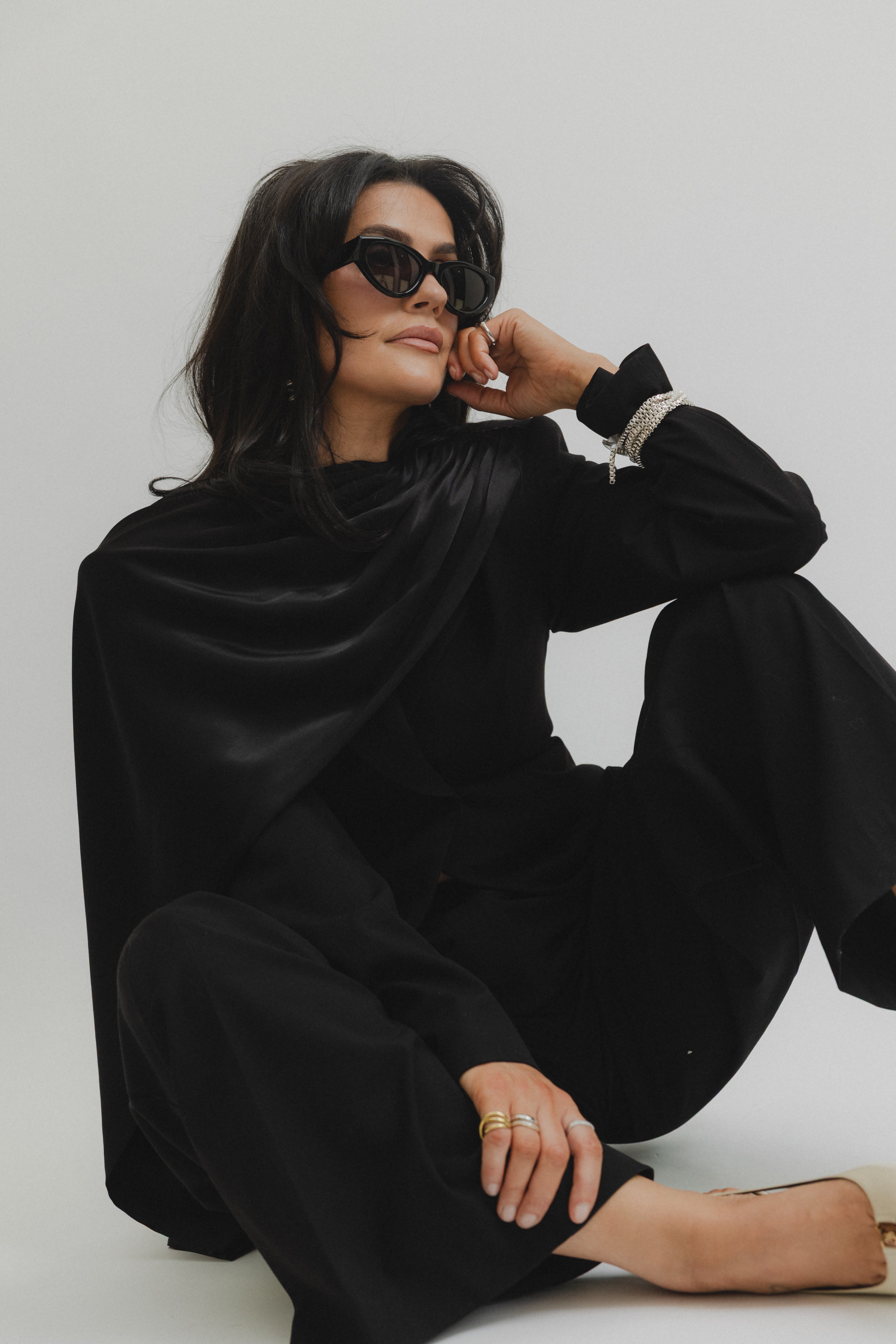 Sara cape blazer