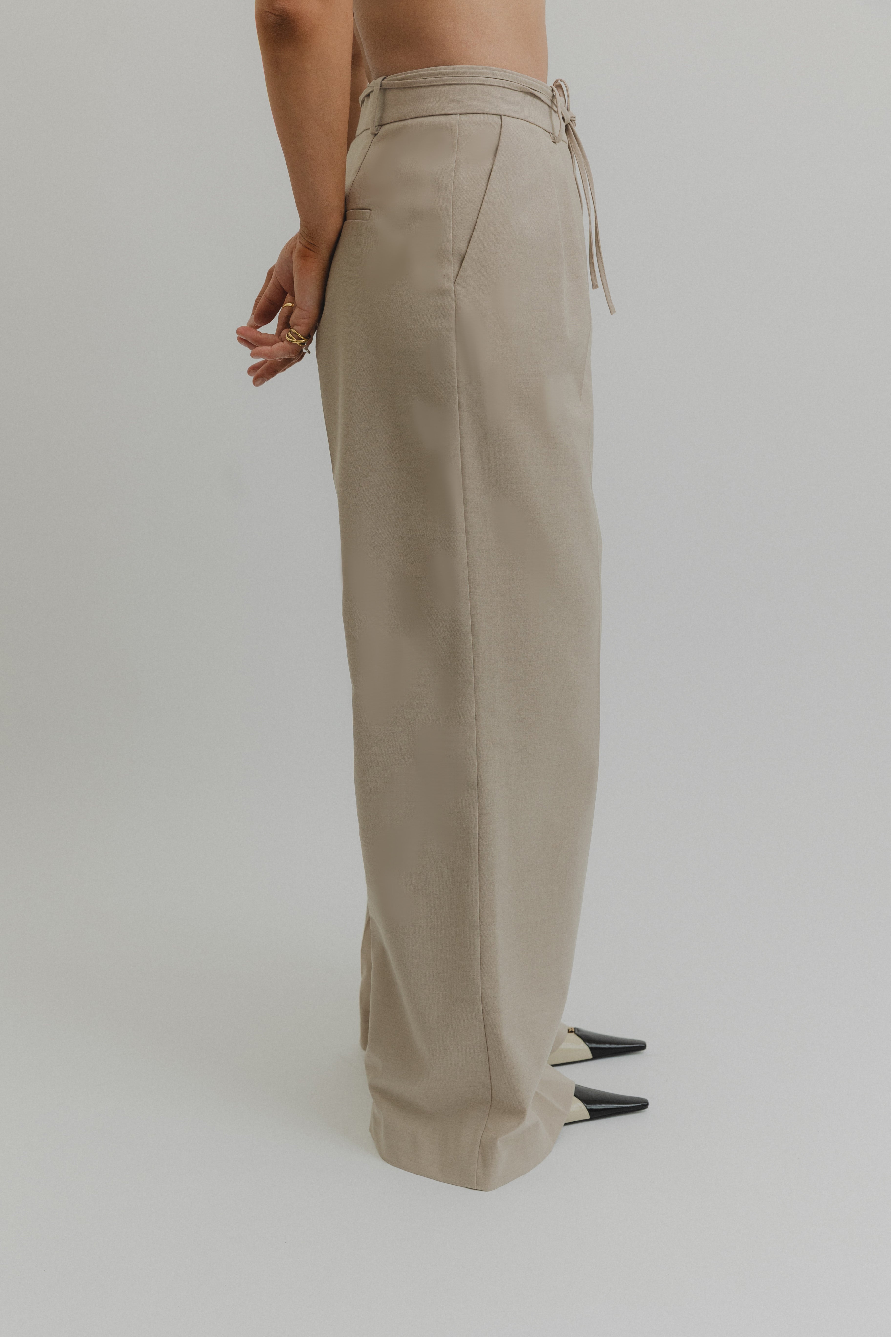 Sara lace pants